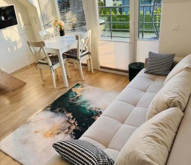 Palanga Apartamento | Jaukūs apartamentai su baseinu ir gultais