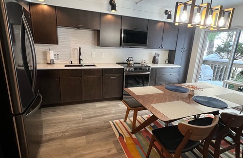 North Troy Condominio | Jay Peak's Premier Ski-In / Ski-Out Location-just steps from the trail