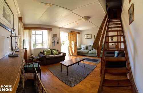 Hogsback Apartamento | JAYA'S PLACE
