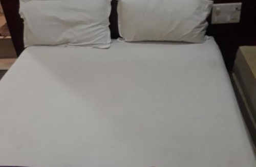 Tirupati Hotel | Jayasyam inn