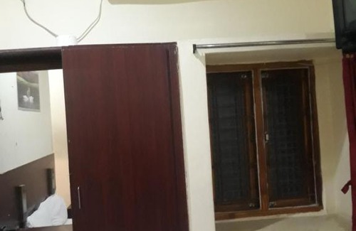 Tirupati Hotel | Jayasyam inn