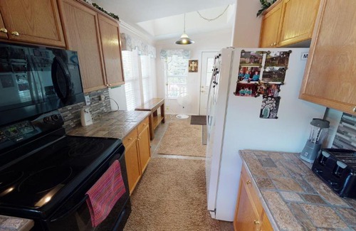 Red River Casa | Jayhawk Cottage With High Speed Wifi