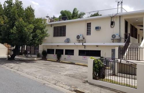 Jayuya Apartamento | Jayuya - Cozy Aparment with Wi-Fi, Free Parking and A/C