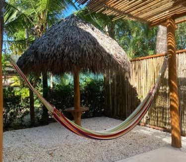 Paquera Cabina | Jazlyn Lodge & Tours