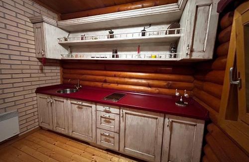 Sisak Casa | Jazvenik Hill House