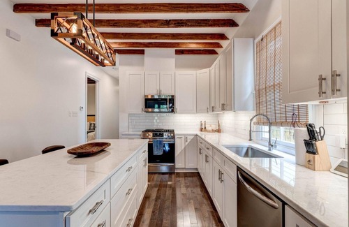 Saint Thomas Development Apartamento | Jazzed on Jackson