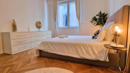 Les Baumettes Apartamento | Jazzy et Spacieux Appartement Prom des Anglais