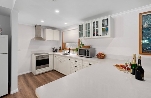 Myola Casa | JB's - Ocean, Bush, Pets, Expansive Living, Decks, Air-Con