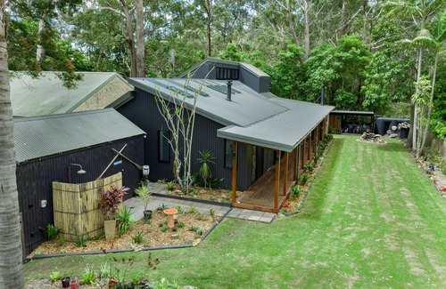 Myola Casa | JB's - Ocean, Bush, Pets, Expansive Living, Decks, Air-Con