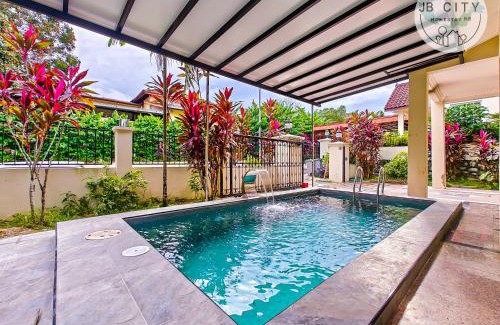 Central District Casa | JB Town Villa by RR JBcity