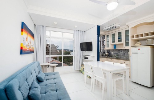 Jurere Apartamento | JBM Apto pé na areia com vista mar