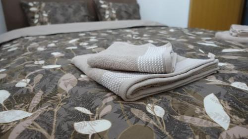 Novi Sad Apartamento | JC10 Apartment 3 bedroom, free parking, 73sqm