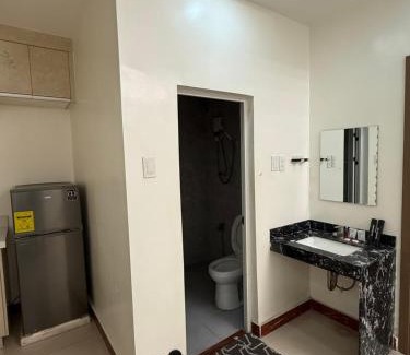 Tambo Apartamento | JCAL Building Next to Manila Aiports Okada, Solaire MOA