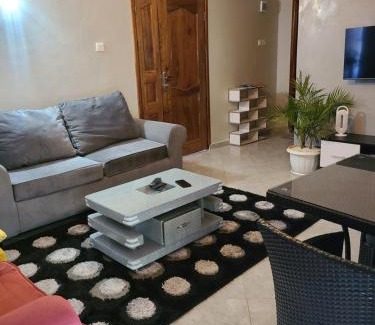 Kampala Apartamento | JD-A serene & comfort 1 bed apartment with WIFI&NETFLIX