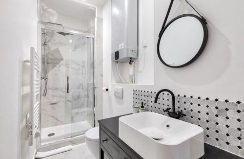 Quartier de la Plaine-de-Monceaux Apartamento | JDARDC - Appartement métro Wagram 8P