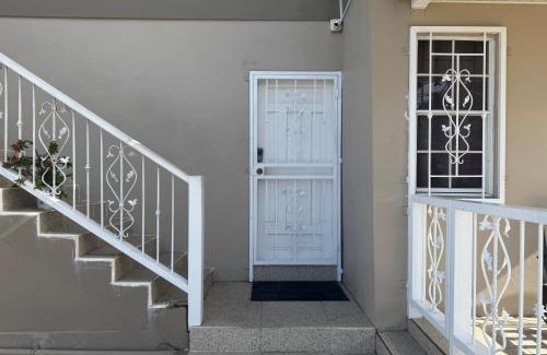 San Fernando Apartamento | JEANOEL Chateau Cozy 2beds 1bath apartment