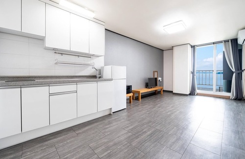 Hwaseong Casa | Jebudo Gloria Pension