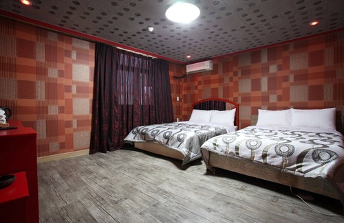 Hwaseong Hotel | Jebudo Hill
