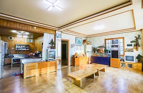 Jecheon Casa | Jecheon Hosu Pension