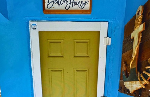 Estate Lerkenlund Cabina | *FREE JEEP* Northside Cottage / Gorgeous Ocean Views *WALK TO HULL BAY BEACH*