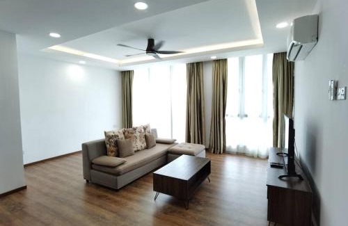 Kuching Apartamento | Jeff and Ricky Homestay 30 @Vivacity Megamall