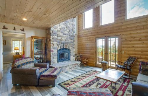 Indian Mountain Casa | Jefferson Cabin with Fire Pit and Sauna Near Hiking!