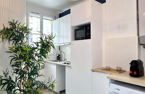 Butte-aux-Cailles Hotel | JEGO