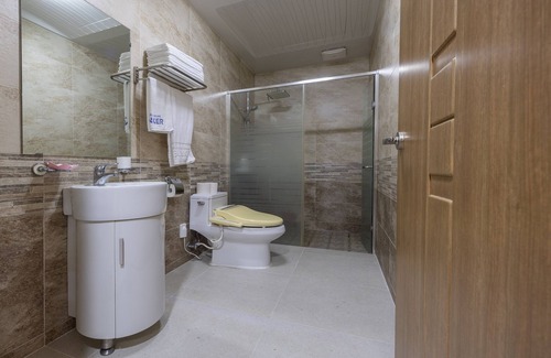 Seogwipo City Hotel | Jeju Bunker Hotel & Resort
