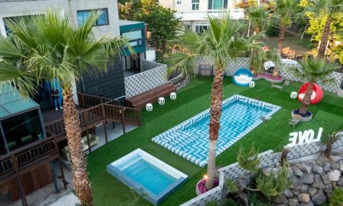 Seogwipo City Hotel | Jeju BunkerHotel&Resort