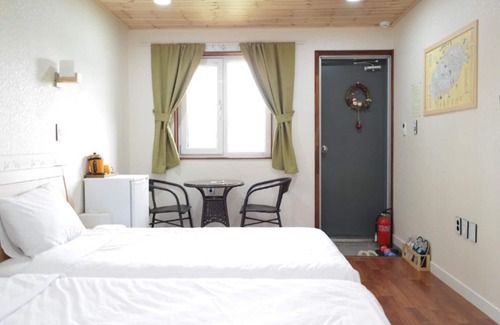 Andeok Casa | Jeju Coz Guest House
