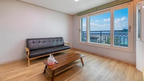 Hallim Casa | Jeju Jang Sugot Pension