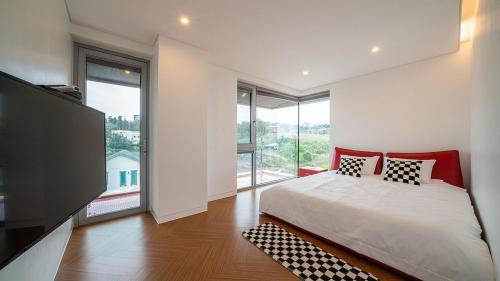 Aewol Casa | Jeju Mia Private Pool Villa large outdoor warm pool