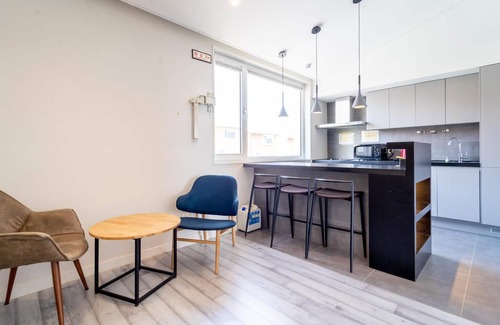 Jocheon Casa | Jeju Seuwiseumaeul 215&216dong
