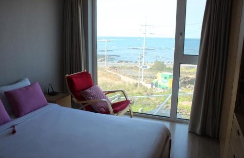 Hallim Villa | Jeju Sorang in Farms Village