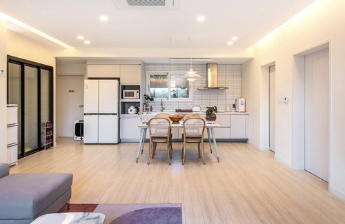 Hallim Casa | Jeju Stay Rowoon Dockchae Pension