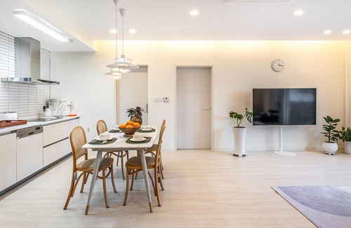 Hallim Casa | Jeju Stay Rowoon Dockchae Pension
