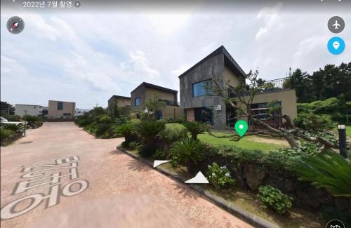 Hallim Casa | Jeju TheRiche Pension