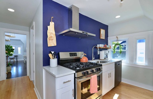 College Hill Apartamento | Jennifer's Loft Apartment Historic College Hill with Parking