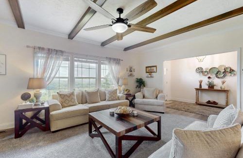 Newland Casa | Jennings Roost