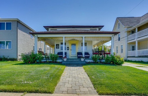 Wall Casa | Jersey Shore Getaway with Grill Walk to Beach!