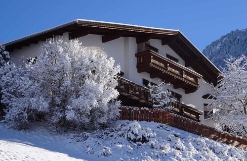 Jerzens Apartamento | Jerzens Apartment 2