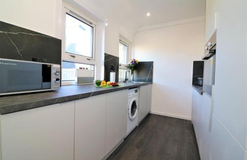 Renfrew Casa | Jess View