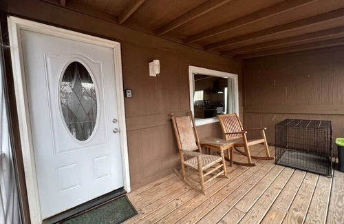Waynesboro Cabina | Jessie's Hideaway Cherokee Rd