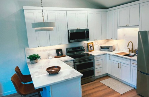 Bixby Knolls Casa | Jet Set Hideaway
