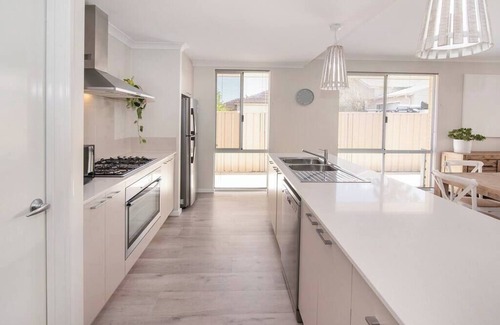 West Busselton Casa | Jetty Retreat- minutes to town and beach