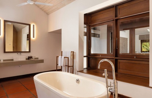 Negombo Complejo | Jetwing Lagoon Wellness, A Luxury Reserve - Adults Only