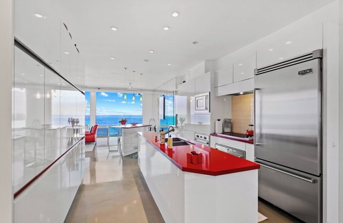 Beach Barber Tract Condominio | Jewel of La Jolla - Oceanfront