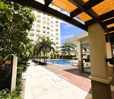 Binan City Apartamento | JFam Suites, C3-11D Studio, Up To 4 Pax