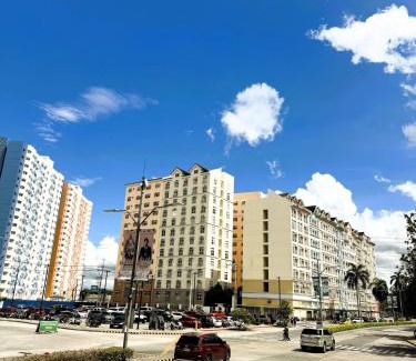 Binan City Apartamento | JFam Suites, C4-10R Studio, Up To 4 Pax