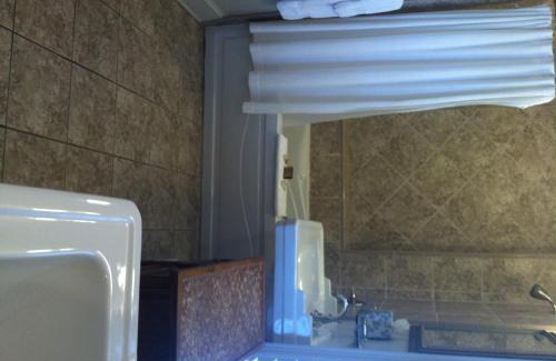 High Point Hotel | JH Adams Inn, Trademark Collection by Wyndham